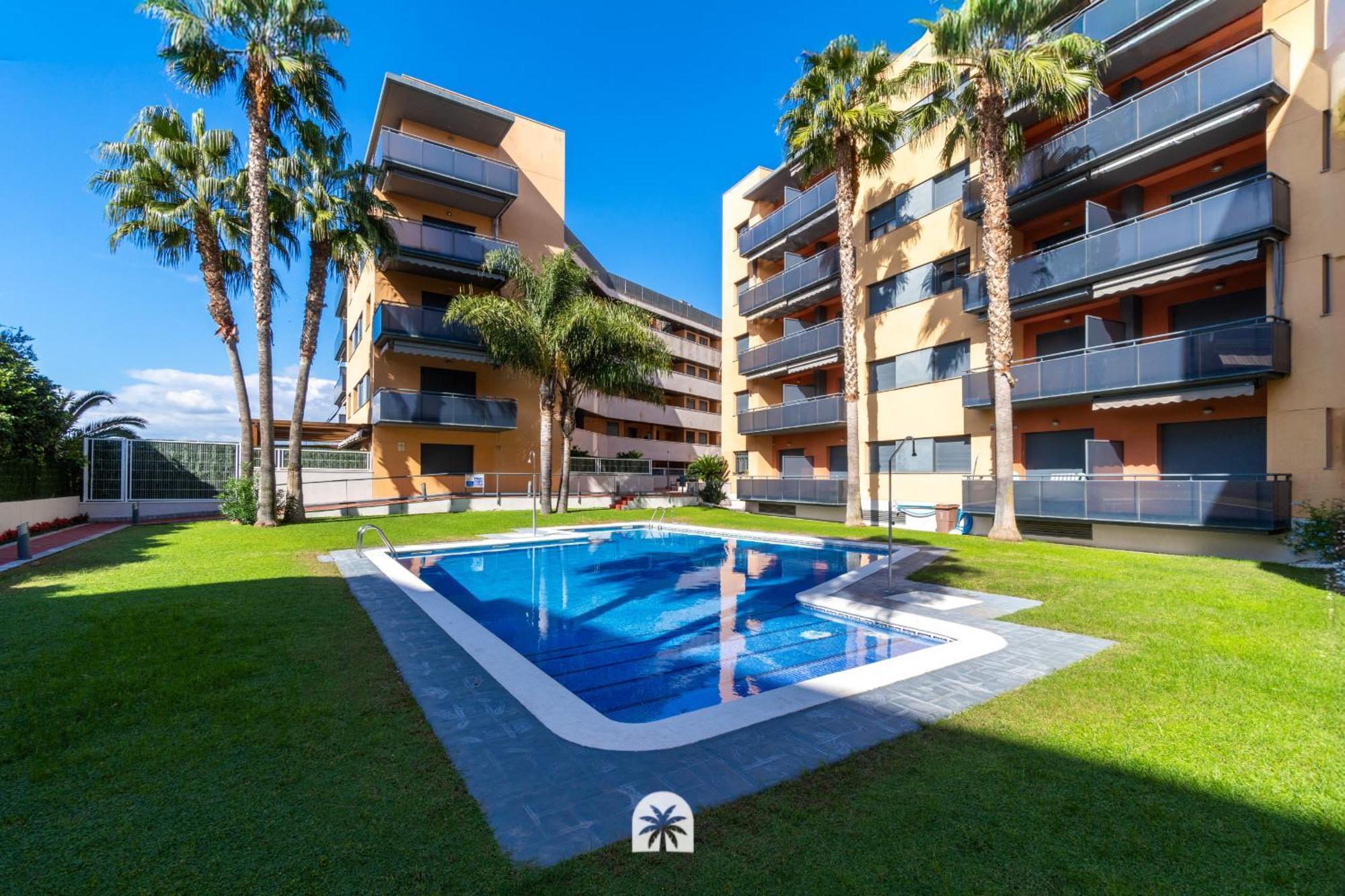 Mediterranean Way - Amadeus Confort Y Lujo Familiar La Pineda Extérieur photo